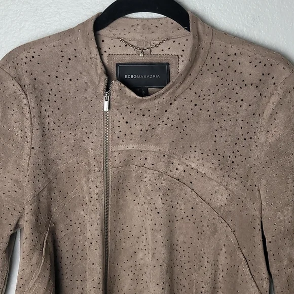 BCBGMaxAzria Faux Suede Jacket Moto Style Perforated Hi Lo Scalloped Front Hem - Picture 3 of 13